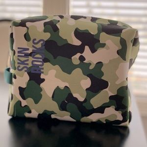 Caroline Hirons Skin Rocks camouflage camo makeup bag. NWOT
